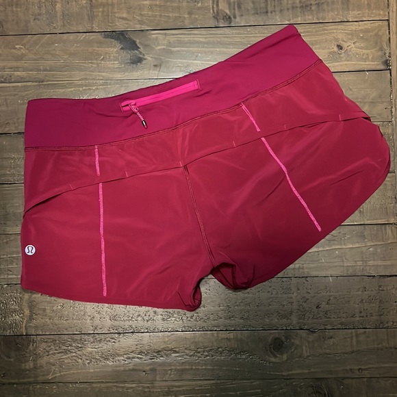 Lululemon Speed Shorts - Picture 2 of 4